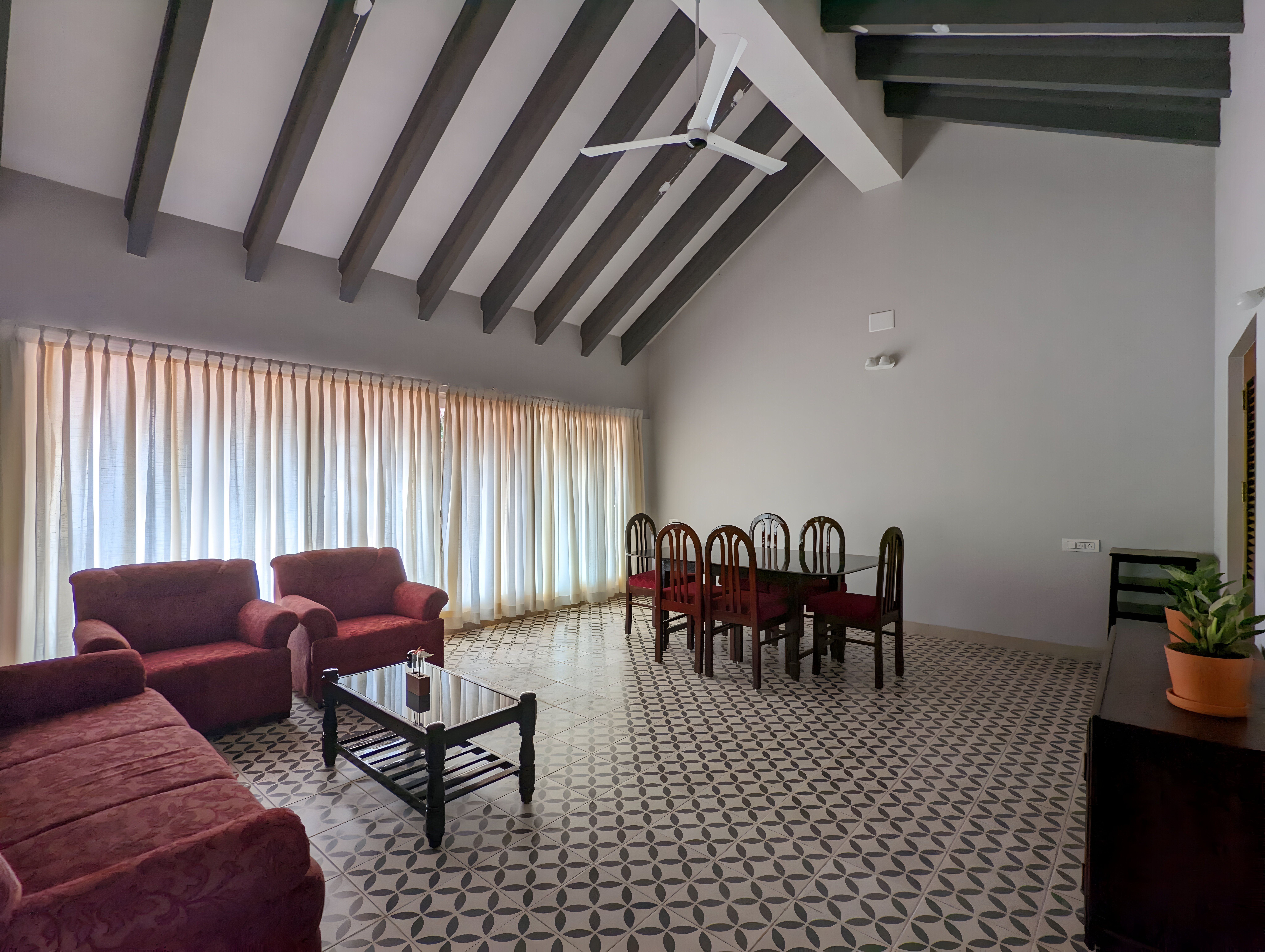 red rock villa dining area